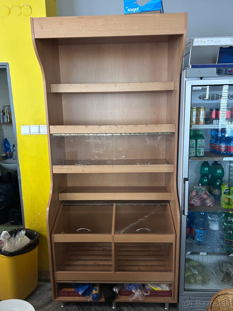 Regál na pečivo