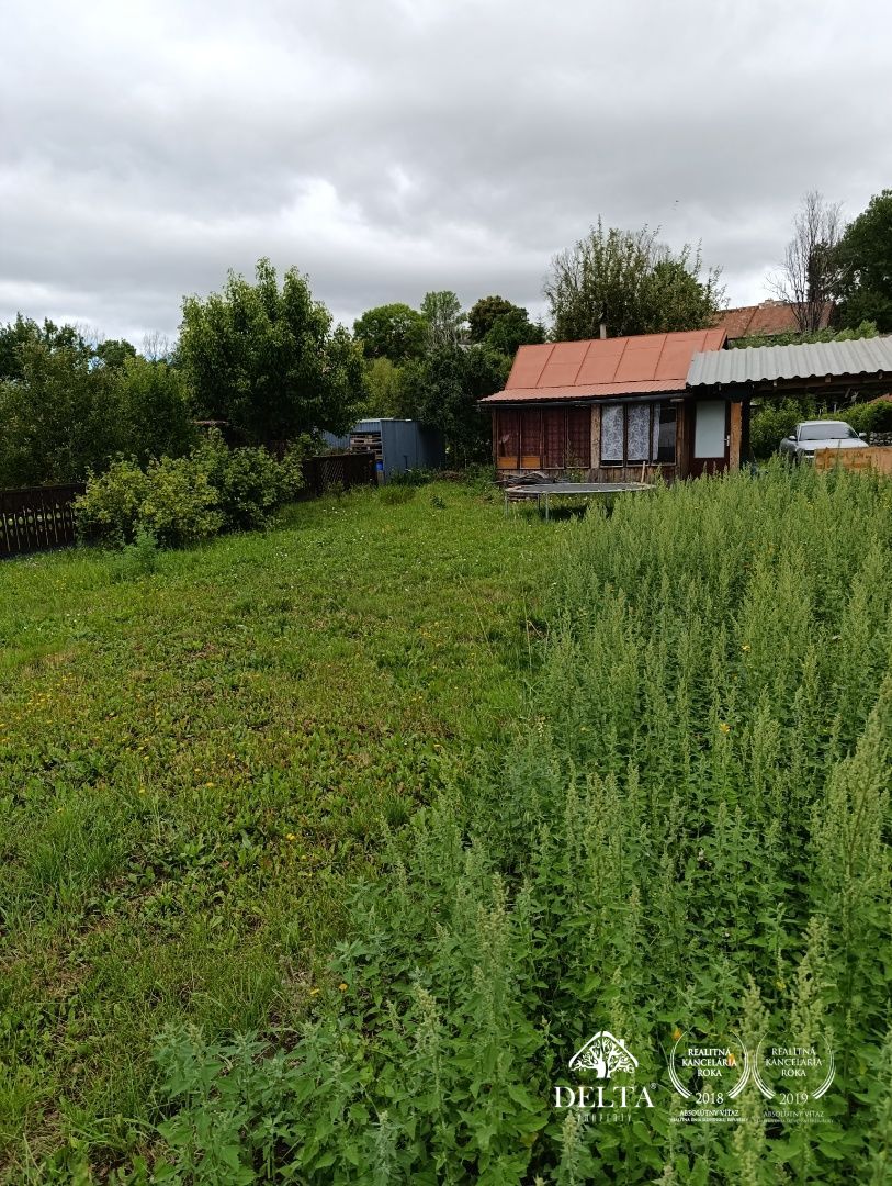 Na predaj záhradka s drevenou chatkou Poprad- oproti Vagónke