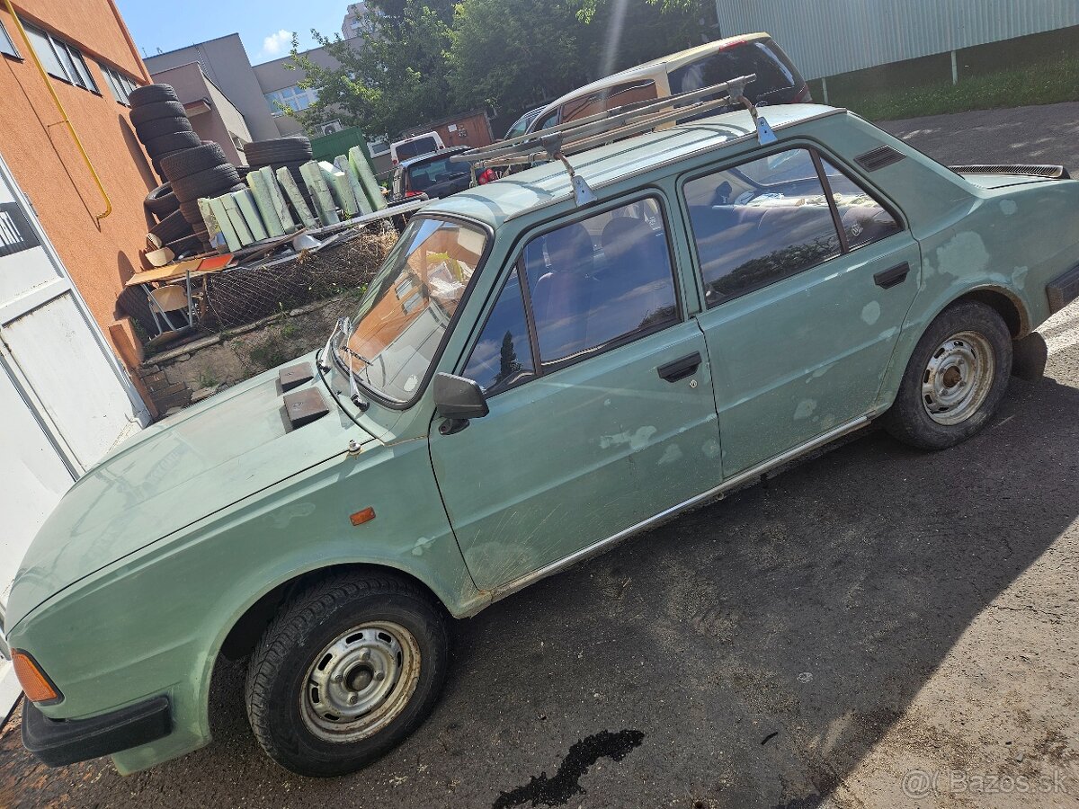 Škoda 125L