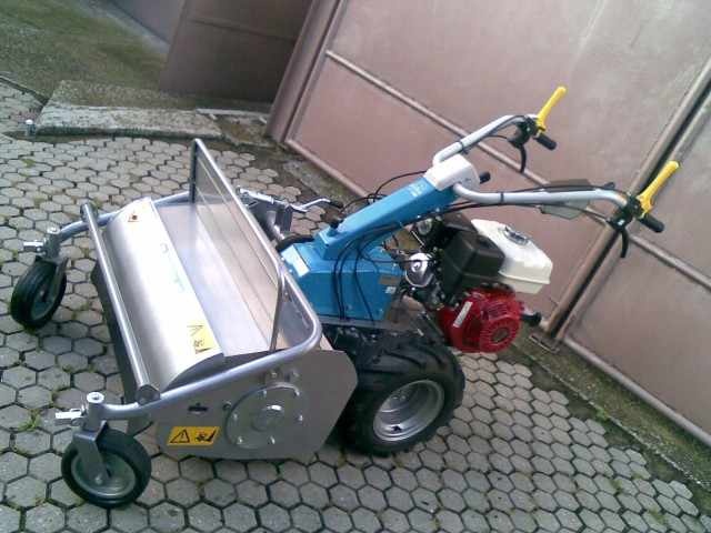 Malotraktor Honda 270cm3/ 8Hp/ s Cepovým mulčovačom
