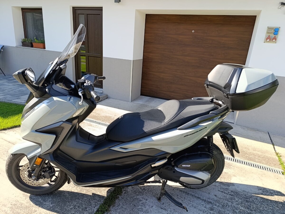 HONDA FORZA 125