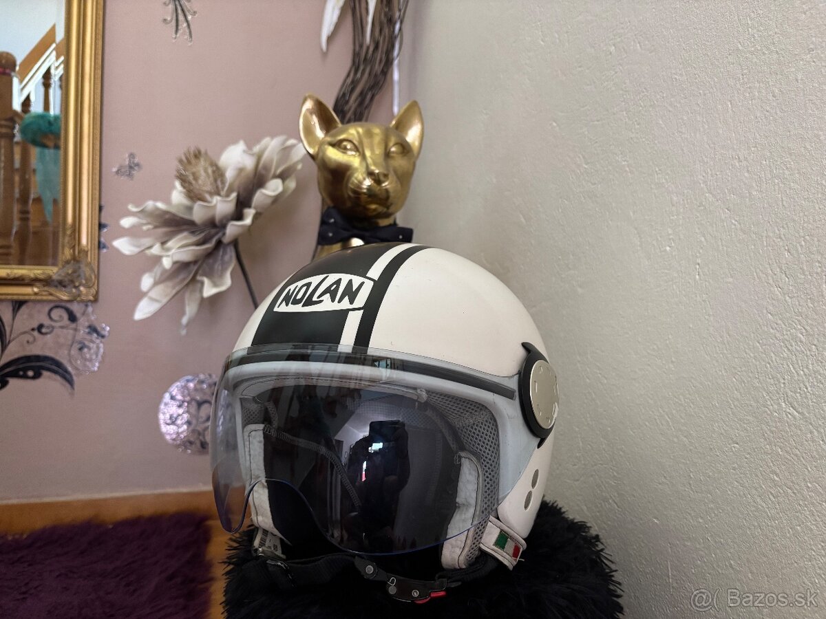 Schuberth,Nolan,Lazer,Shark