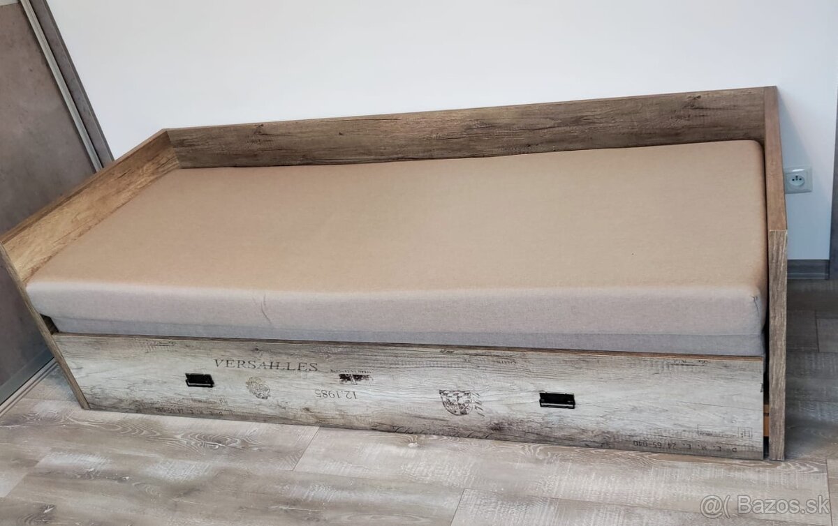 Posteľ rozťahovacia