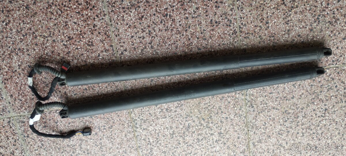 Pohonná jednotka pre zadné veko 57A82781 57A827852