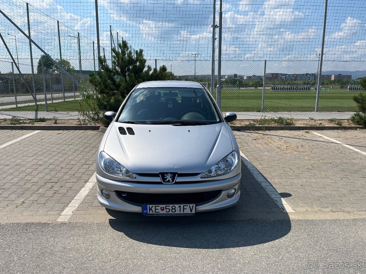 Peugeot 206 - 1.4 benzin, 55 kw, r. 2007