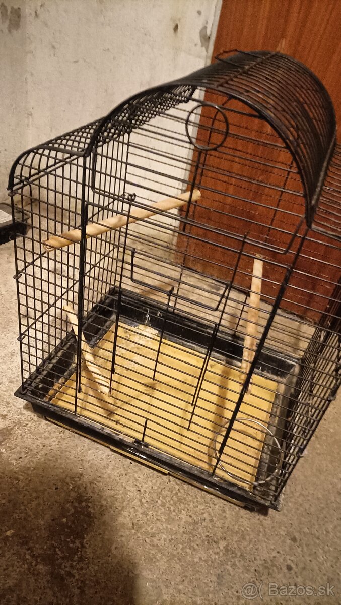 Klietka na veľkého papagája.