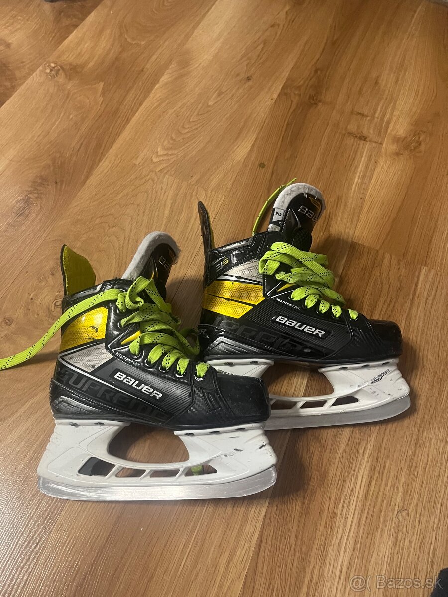 Hokejové korčule Bauer Supreme 3S