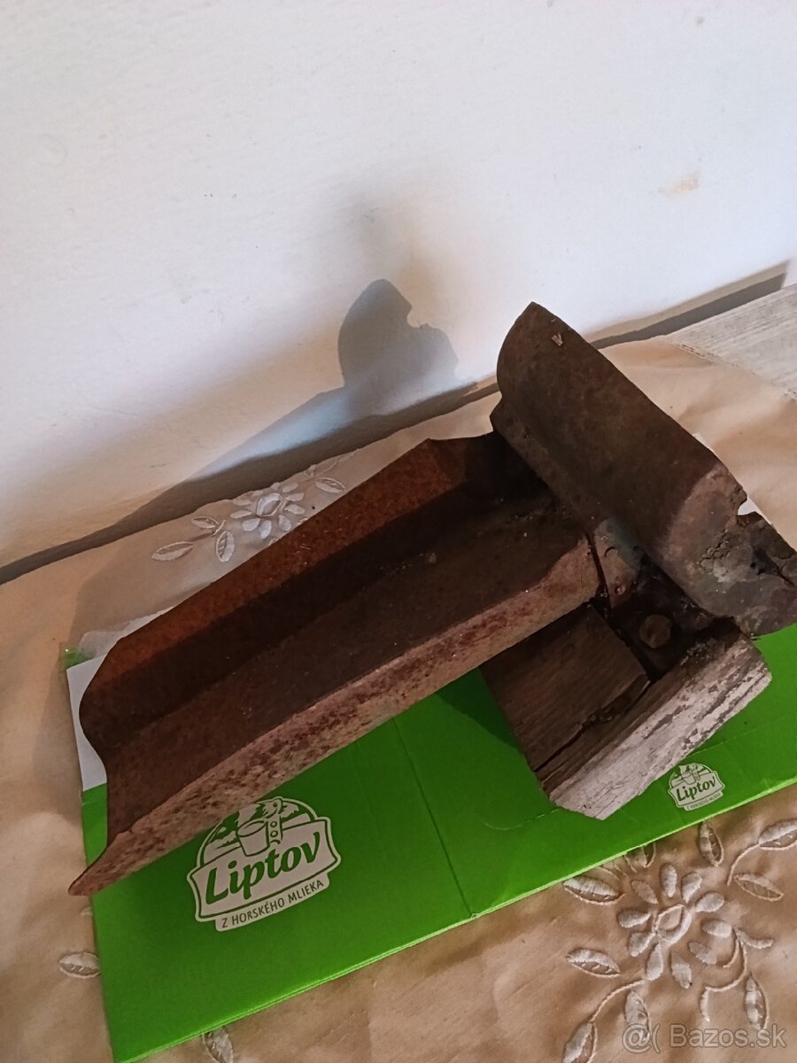 DIEL NA REZACKU NA ZIHLAVU