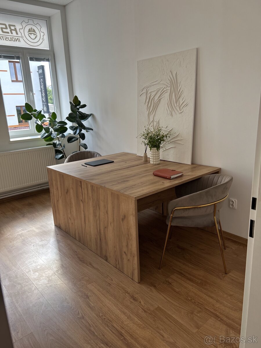 Kancelárske priestory v centre mesta Levice