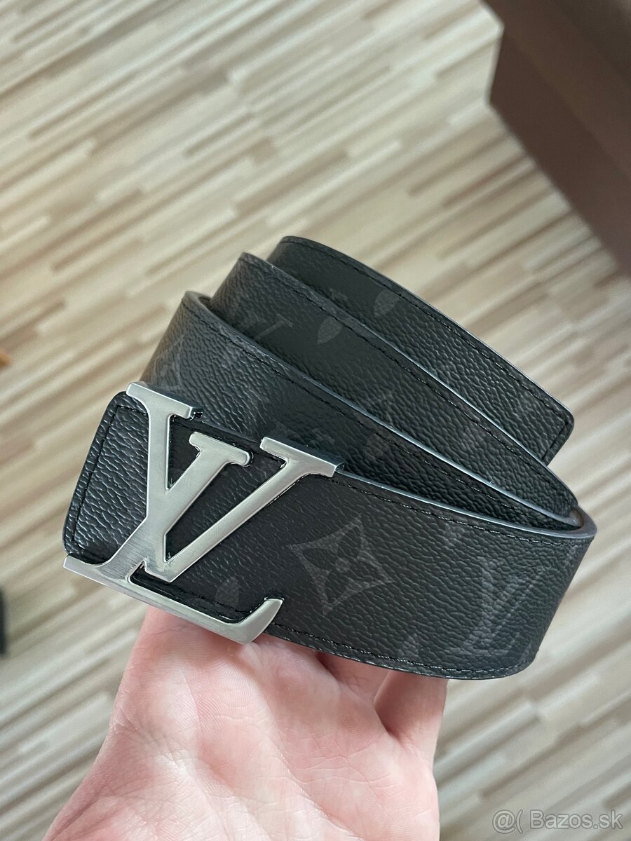 Louis Vuitton Opasok Čierny