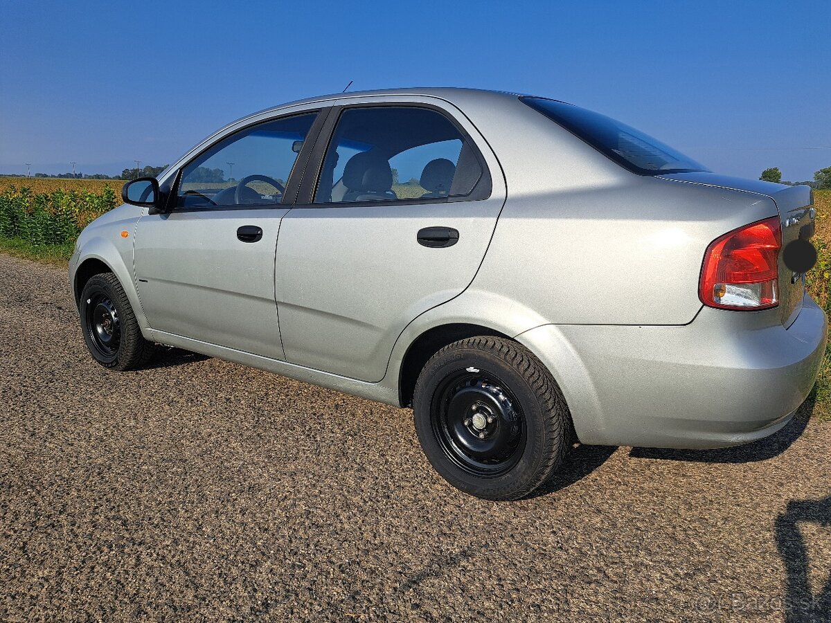 Chevrolet Kalos sedan 1.4 8V 61kw