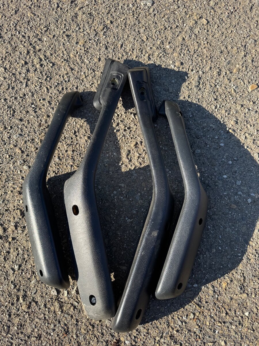 Madla dveří Peugeot 306