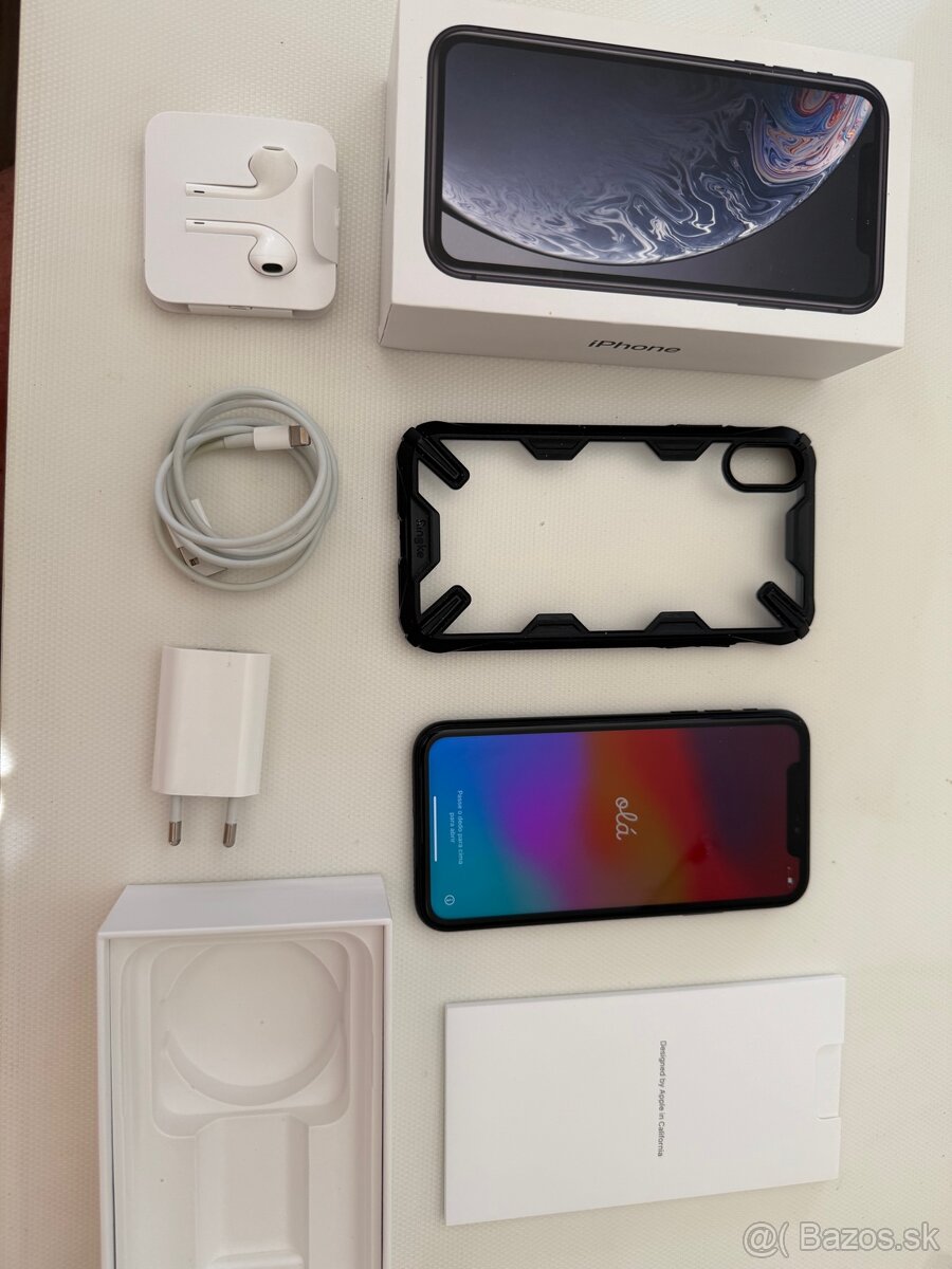 iPhone XR 128GB, Black