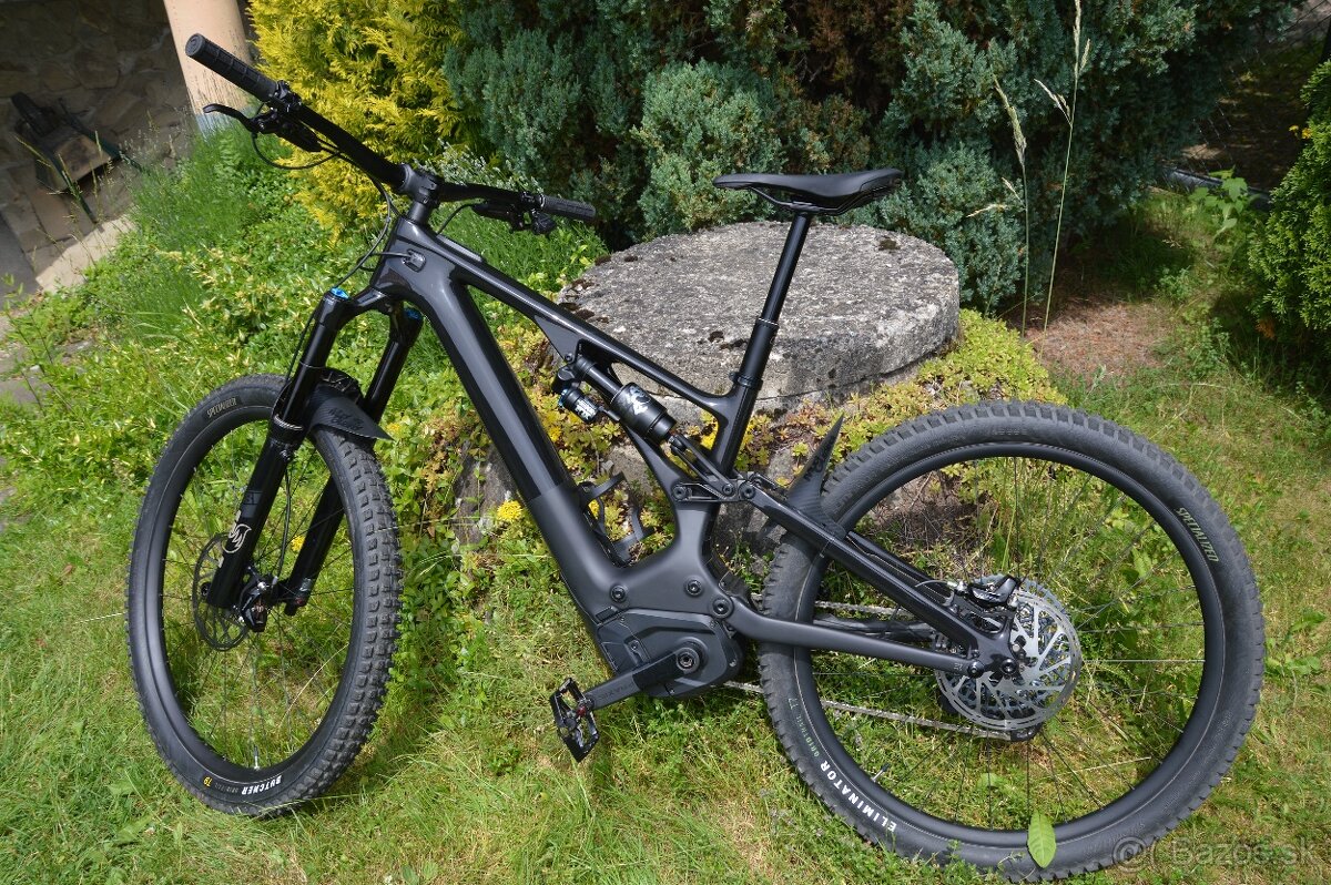 Nový Specialized Turbo Levo Expert S3 (M) - carbon