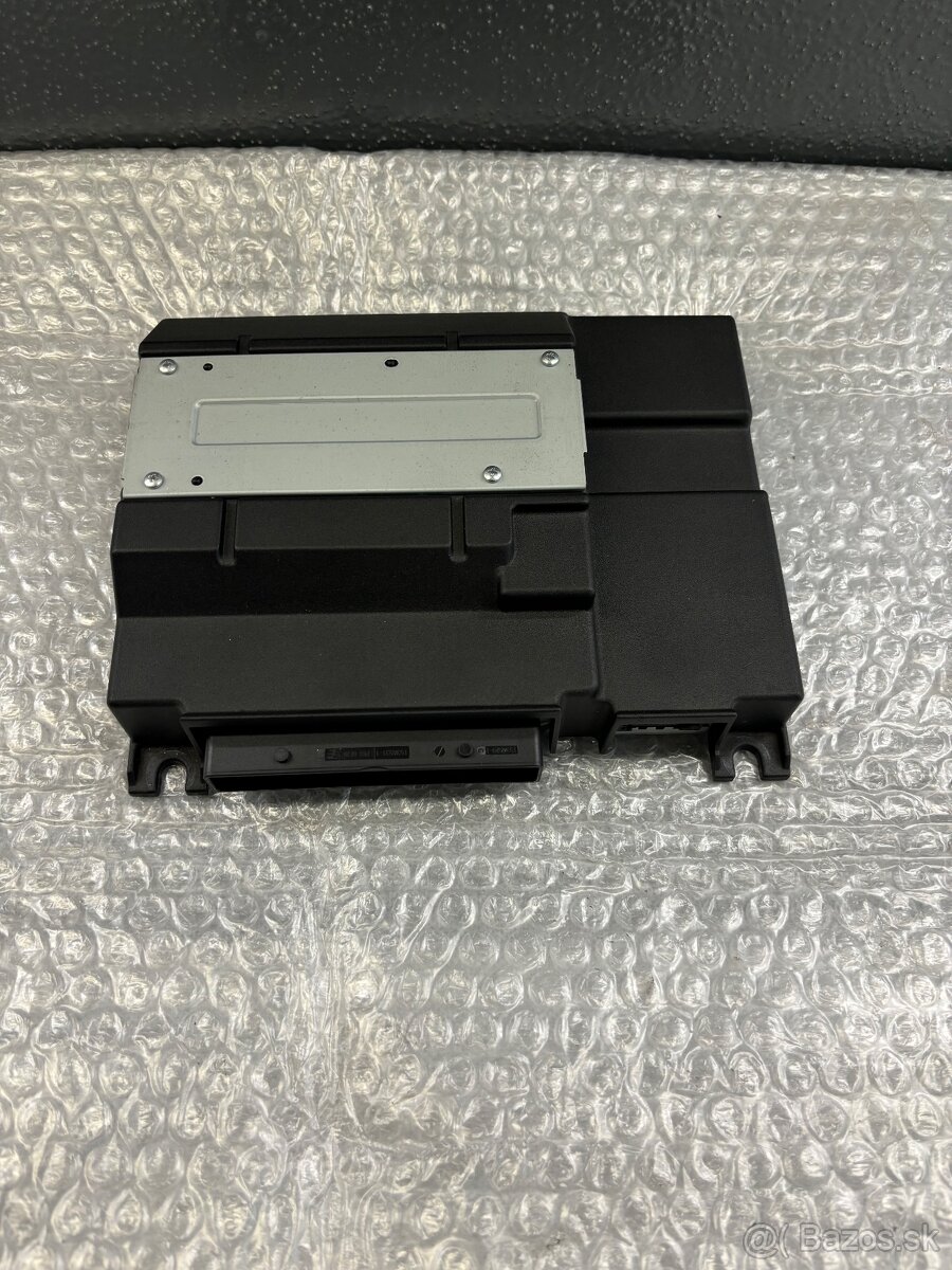 vw zosilovac soundsystem 5Q0035456