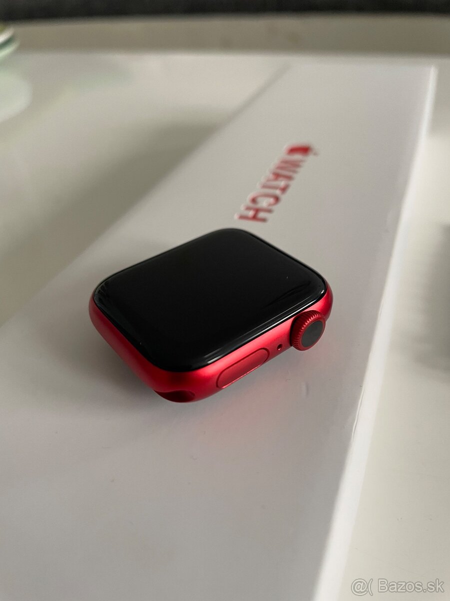 Apple Watch 6 / 40mm / Cellular / 84% batt / RED