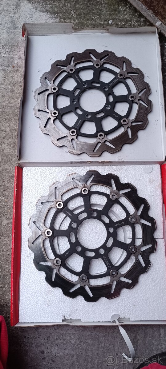 Suzuki gsxr 600 750 brzdové kotúče