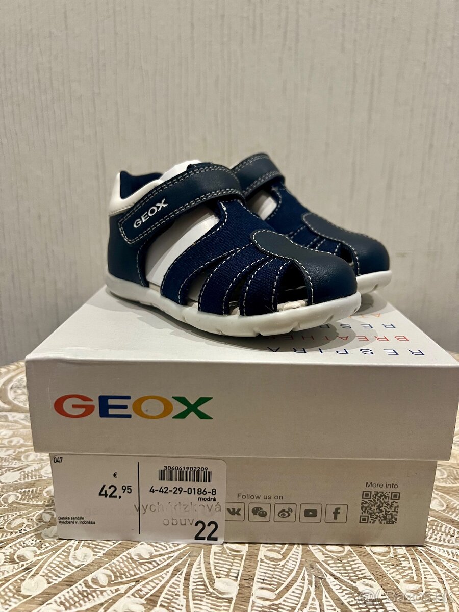 Sandále Geox