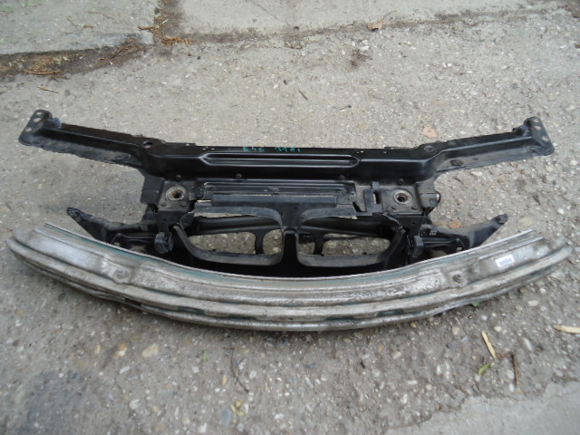 BMW 3 E46-PREDNE ČELO