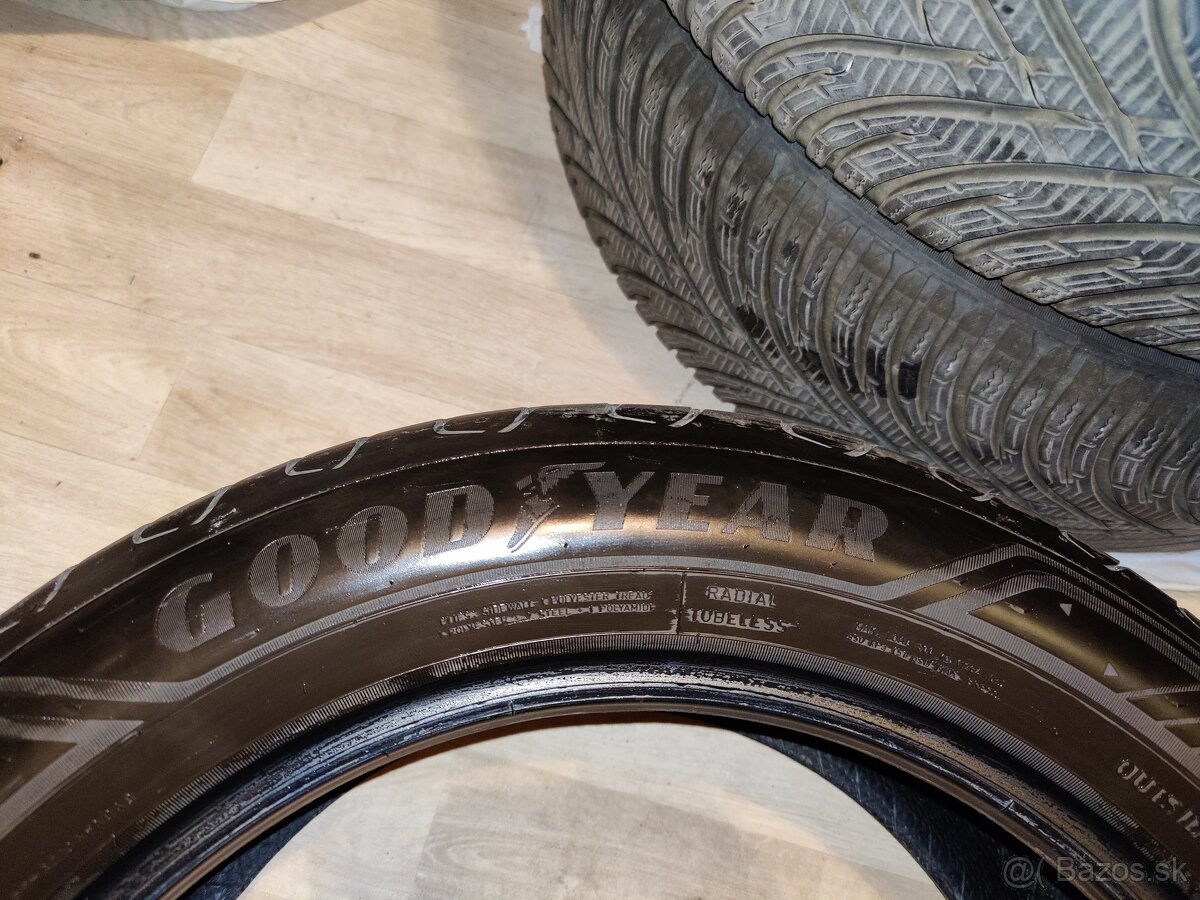 Goodyear EfficientGrip 2 235/55 R18 100V