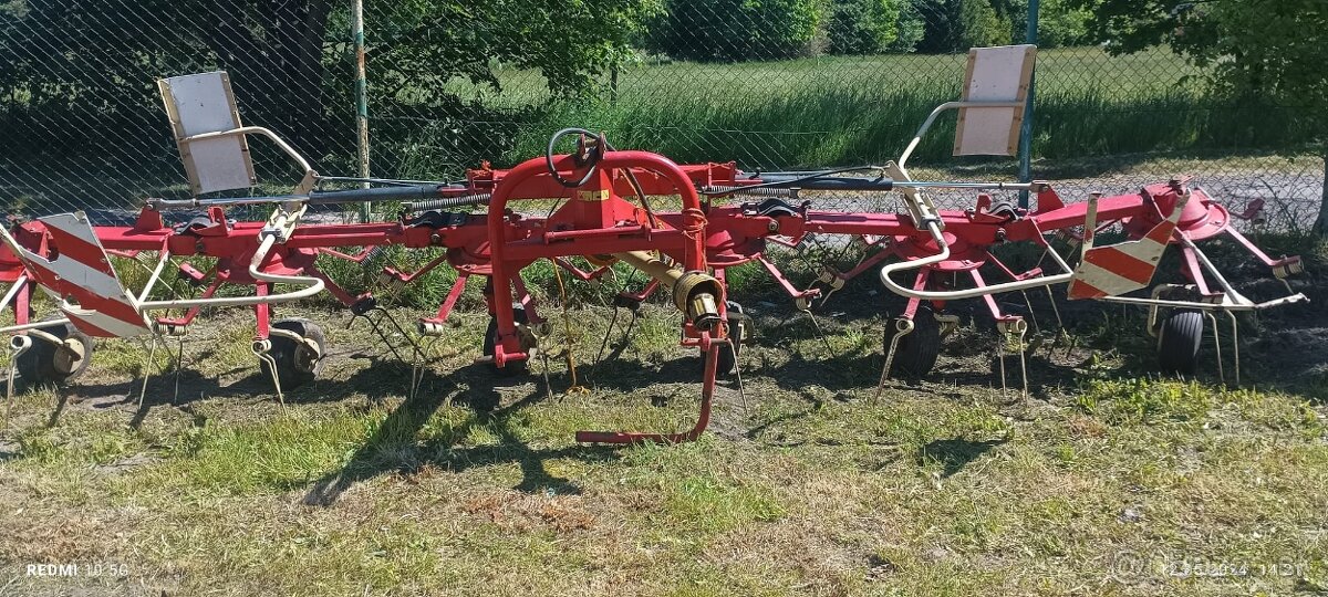 Obraceč sena PZ 641
