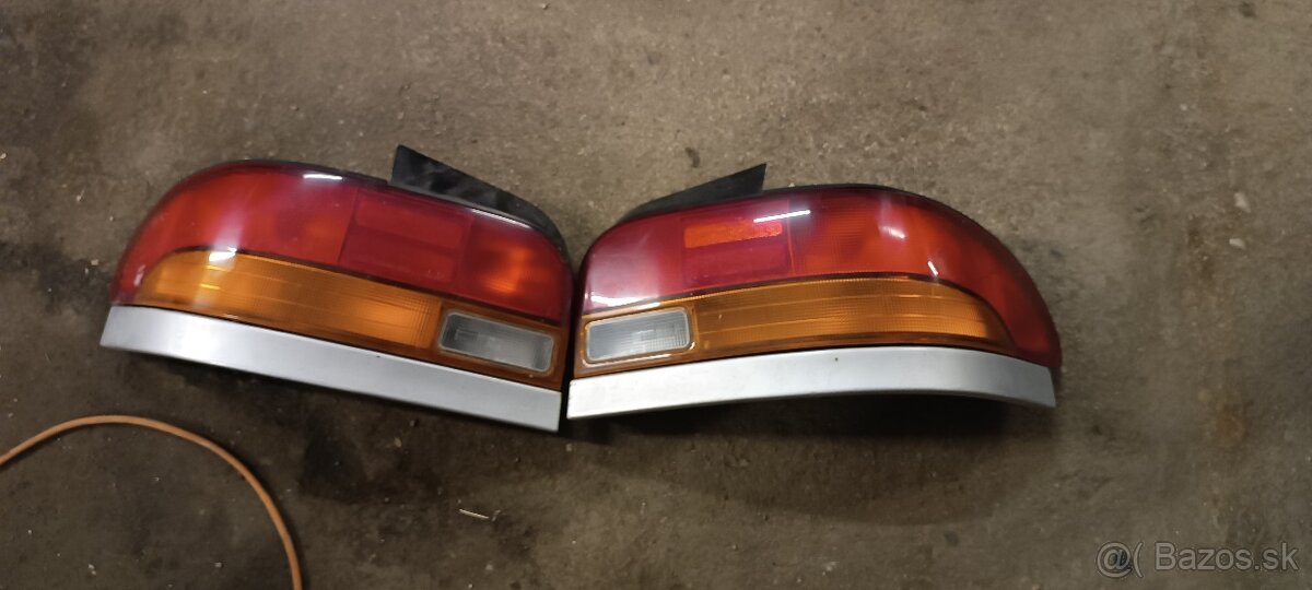 Subaru Impreza zadné svetlá