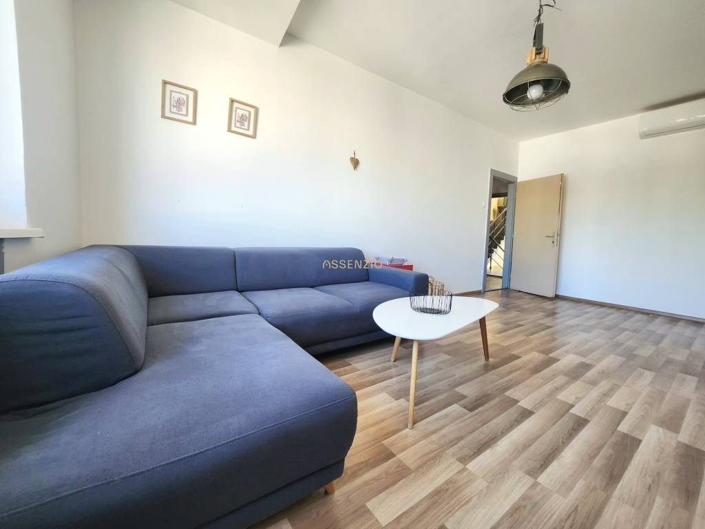 ASSENZIO - PRENÁJOM - 2-IZBOVÝ BYT - 61 M2 - OBCHODNÁ UL - S