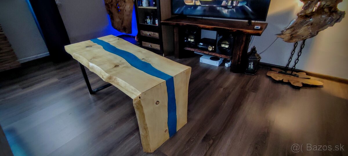 Konferenčný stolík