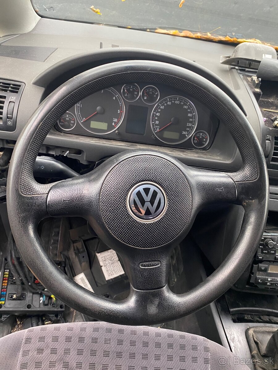 🛞 Volant Volkswagen Golf V (2004–2009) – s airbagom
