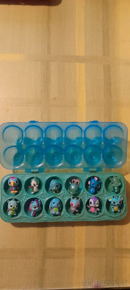 Hatchimals v obale modre