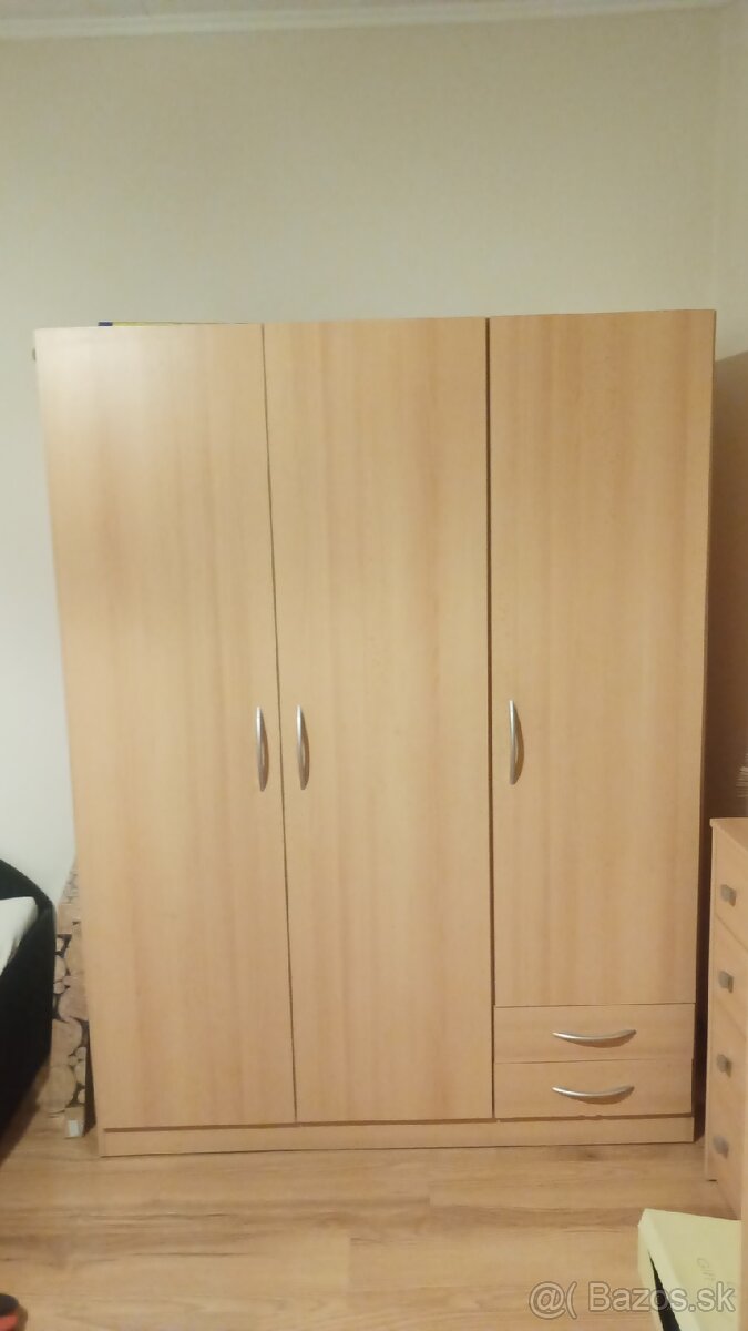 Predám skriňu