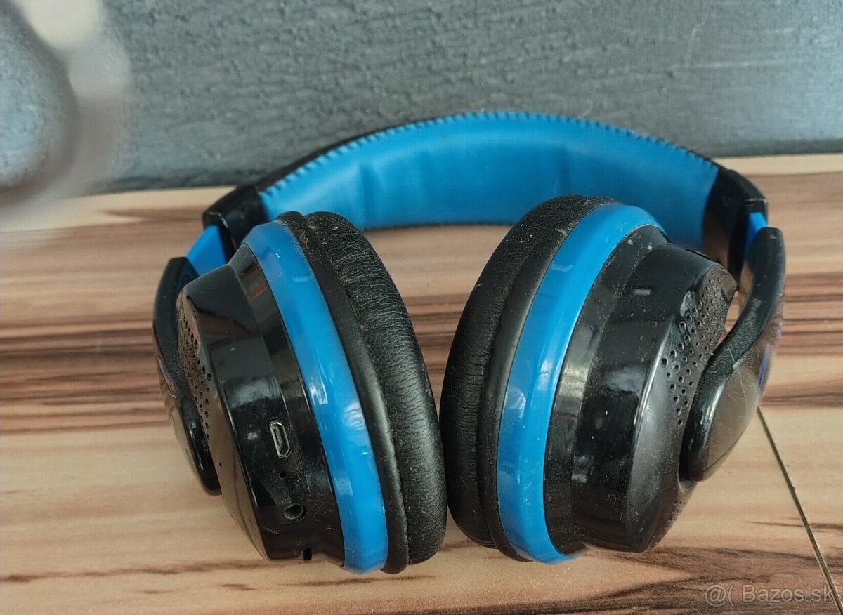 Slúchadlá bluetooth + grátis káblove.