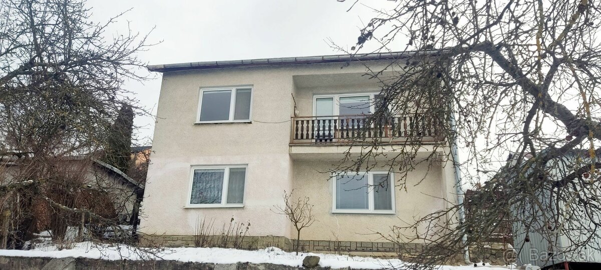 Znížená cena Na predaj dvojpodlažný rodinný dom v Vranove na