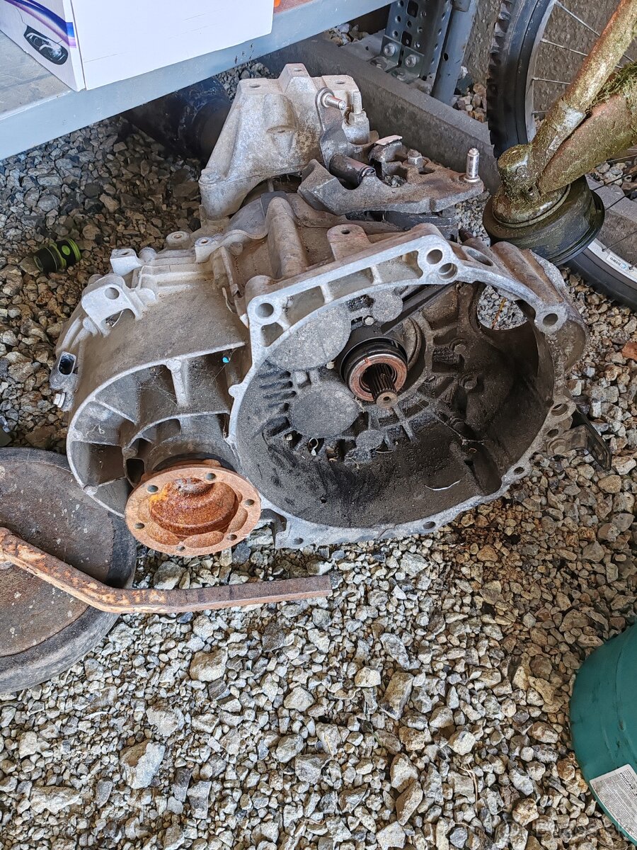 Predám prevodovku VW golf