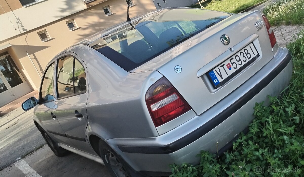 Oktavia 1.6 benzin 74kw nova ek.