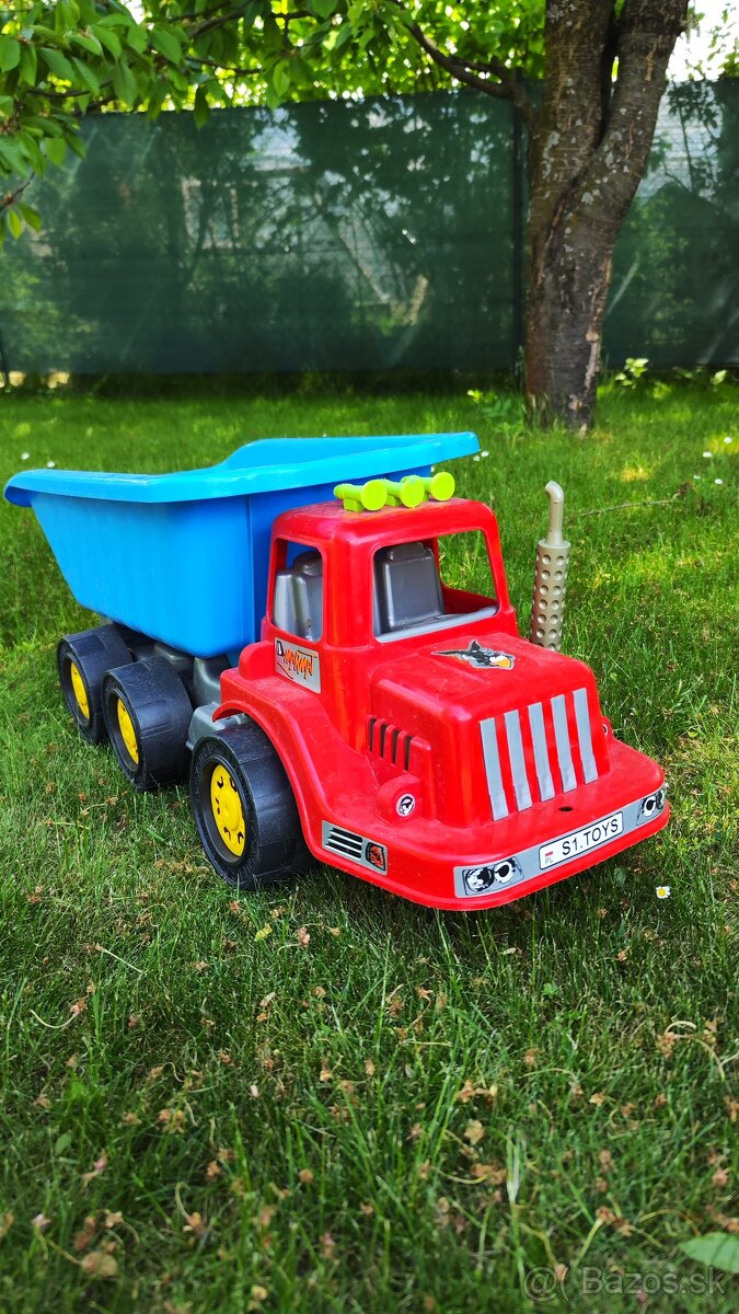 Nákladné sklápacie auto do piesku 80cm BAY O RAMBo