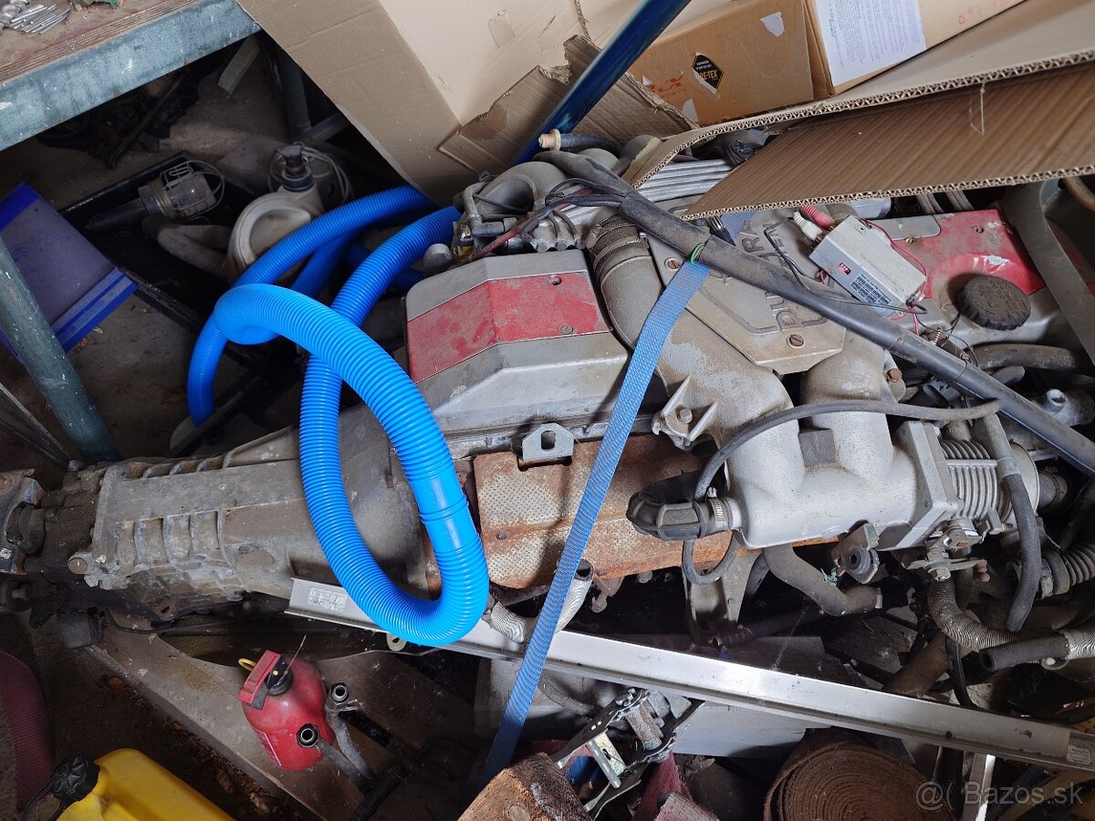 Motor c30se, samosvor