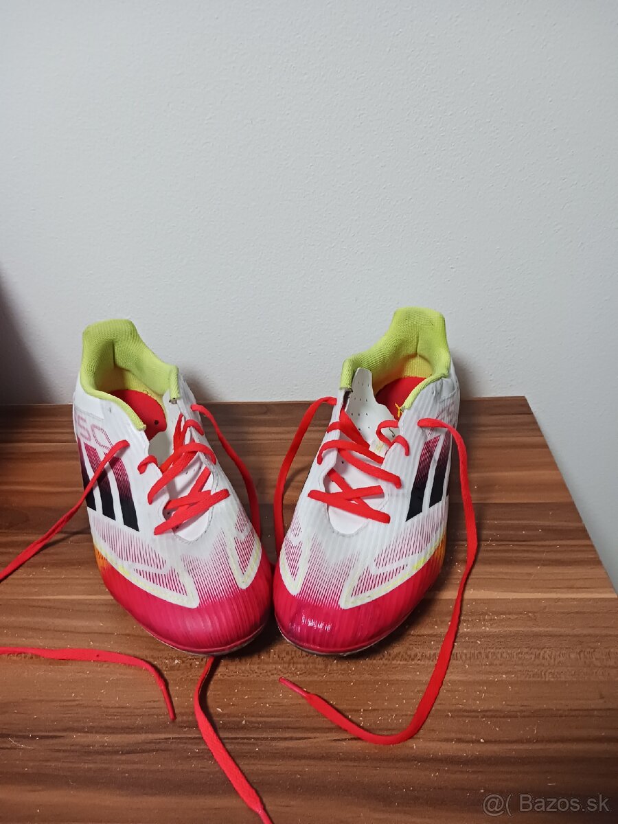Kopačky ( Adidas predators F50)