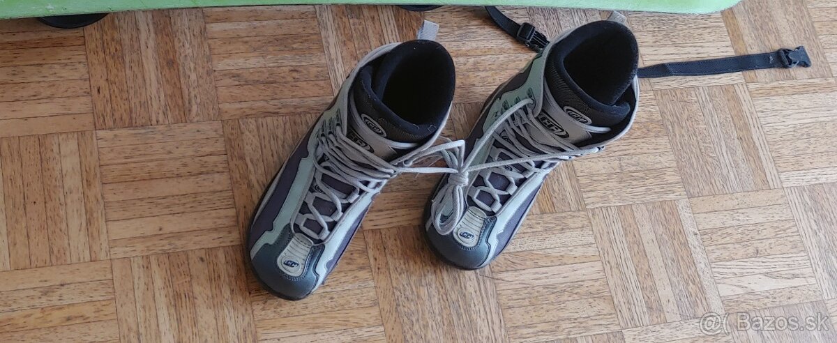 Snowboard topanky Veľ.39