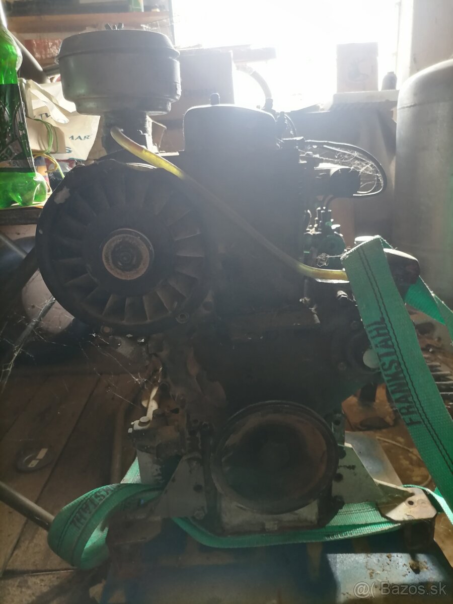 Predám vymením motor slávia 2valec