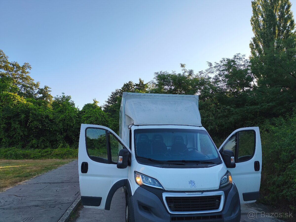 Peugeot Boxer hydraulické čelo