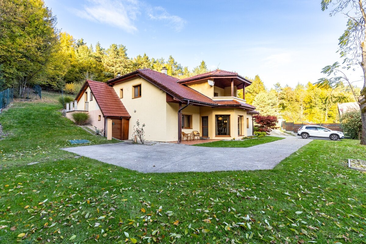 NA PREDAJ, výnimočný rodinný dom, Bukovec, 10 min. od Košíc