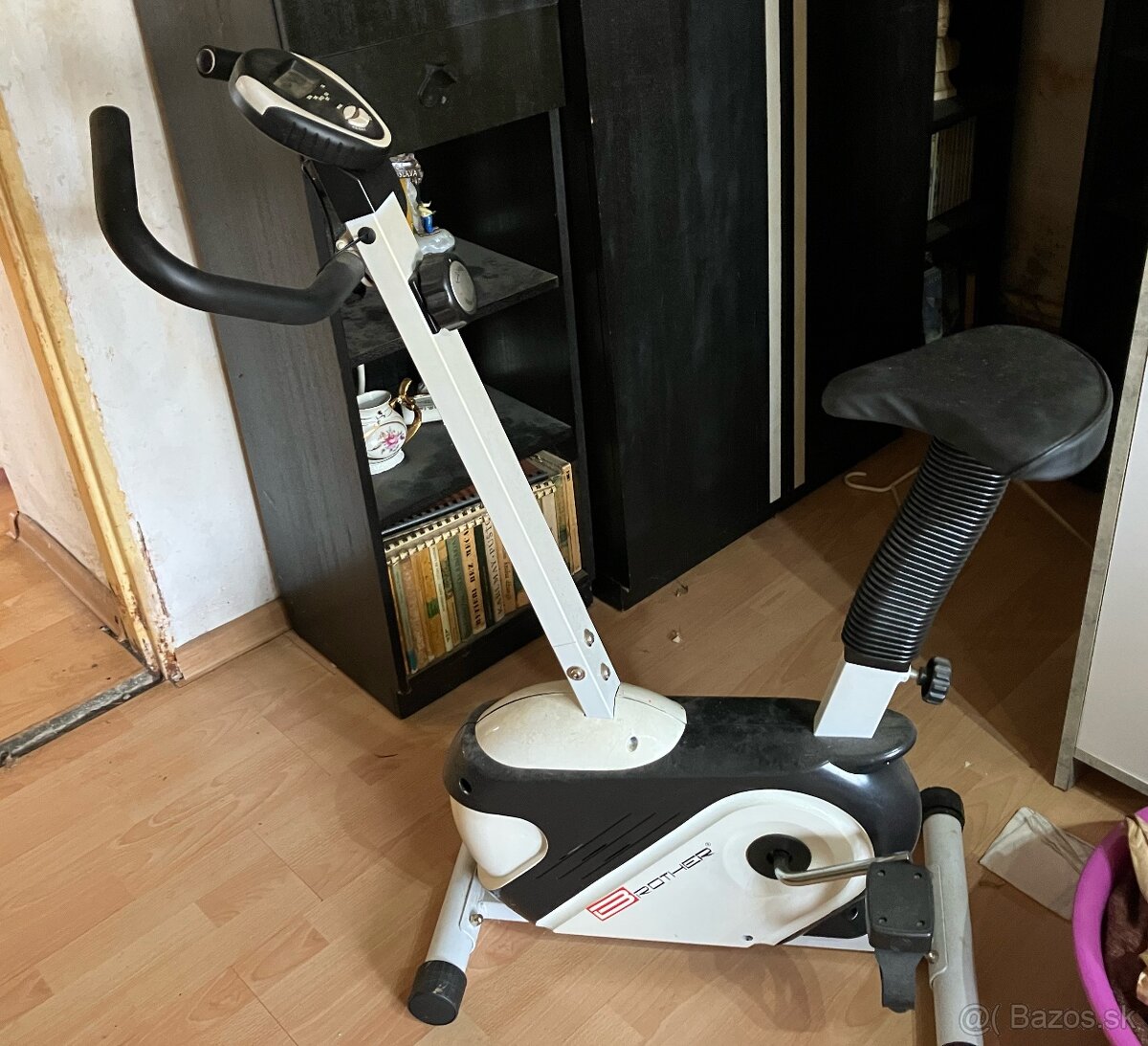Predám stacionárny bicykel
