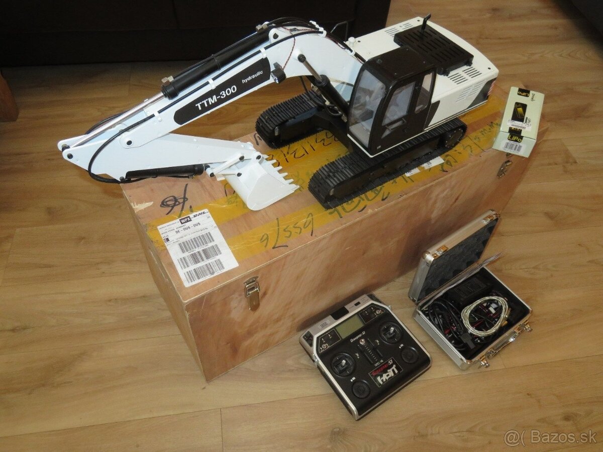 Hydraulické reťazové rýpadlo TTM300 z kovu