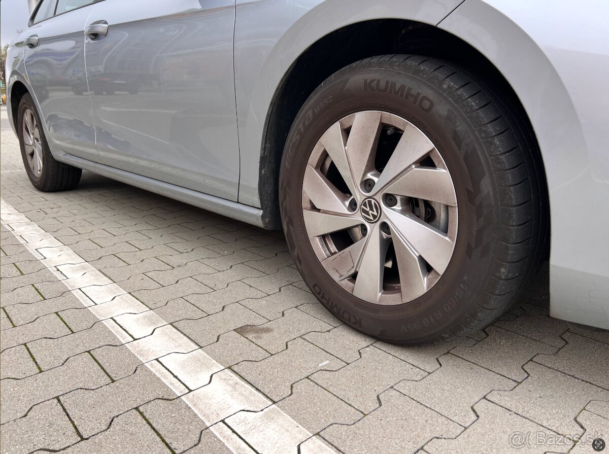 Predam letne pneumatiky Kumho Ecsta HS52 215/60 R16 95V