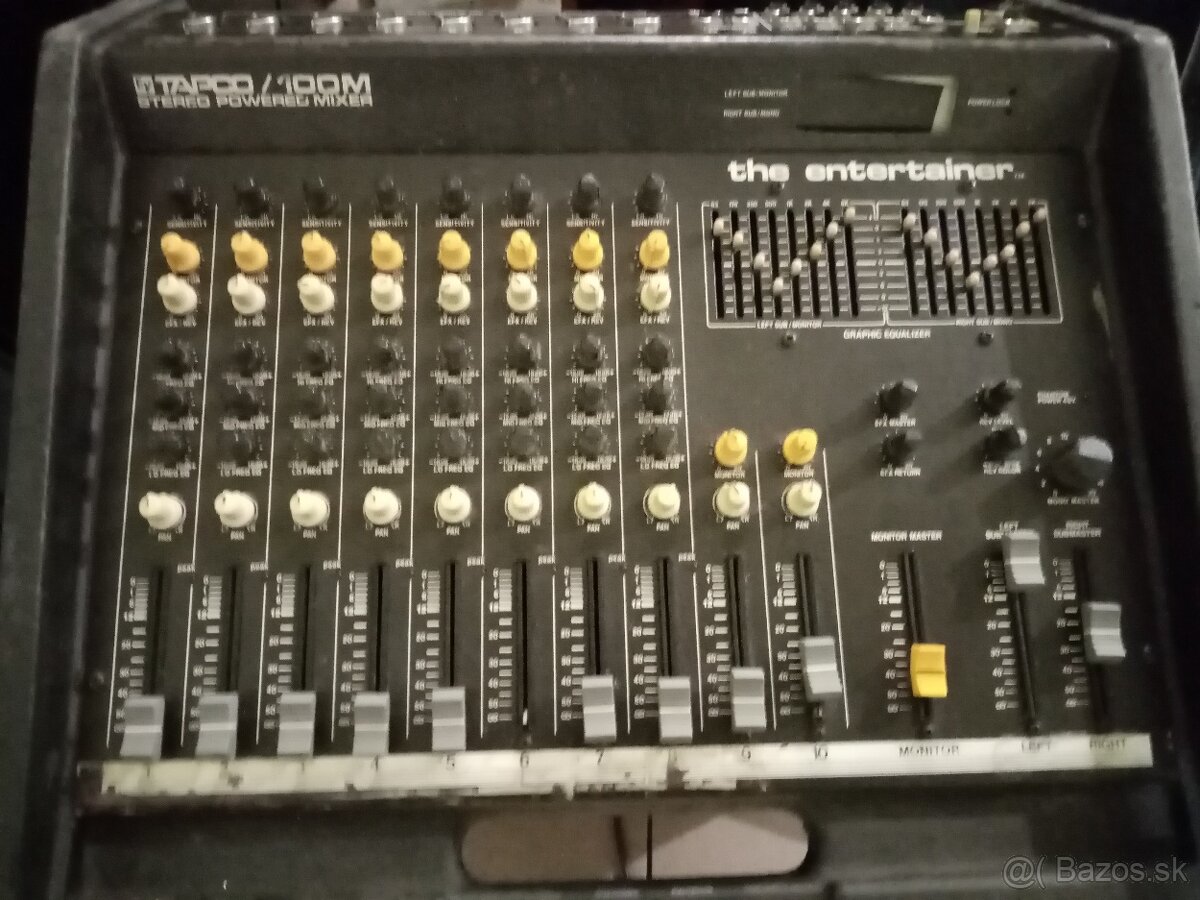 Elektrovoice mix so zosilovačom