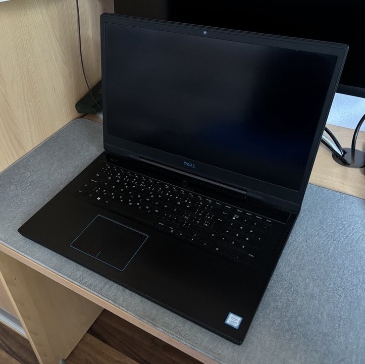 Dell G7-7790