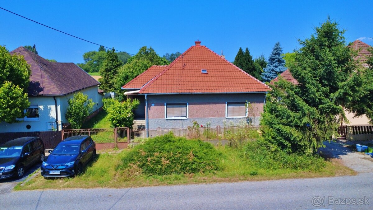 Na predaj 3-izbový rodinný dom v obci Trávnik