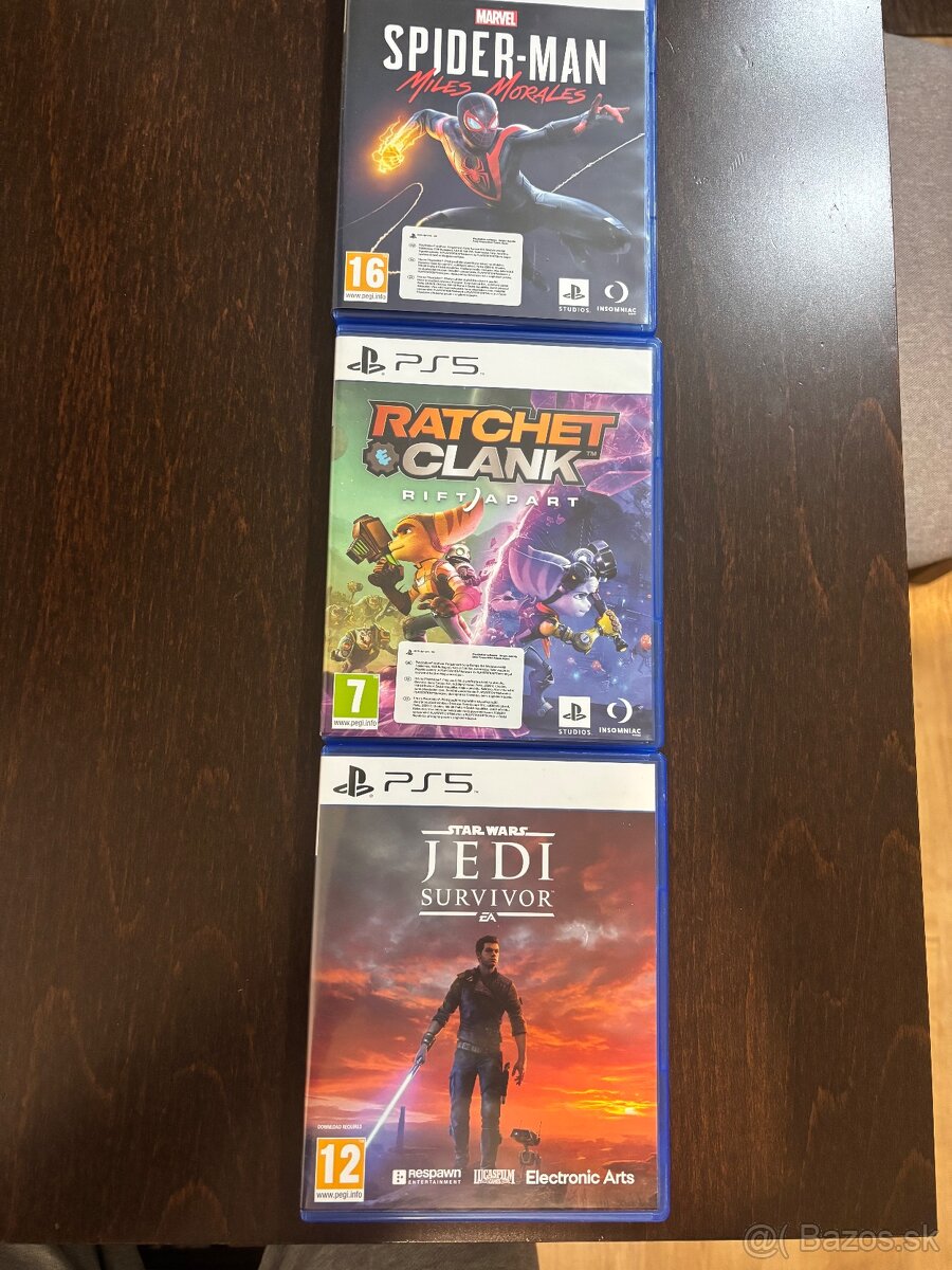 Playstation 5 , hry.