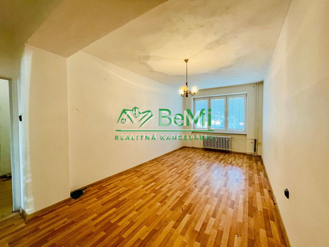 Na predaj 2-izbový byt 57 m² Prievidza